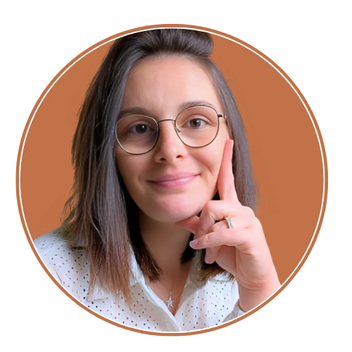 Autrice indépendante inspirée du réel Coralie Letombe