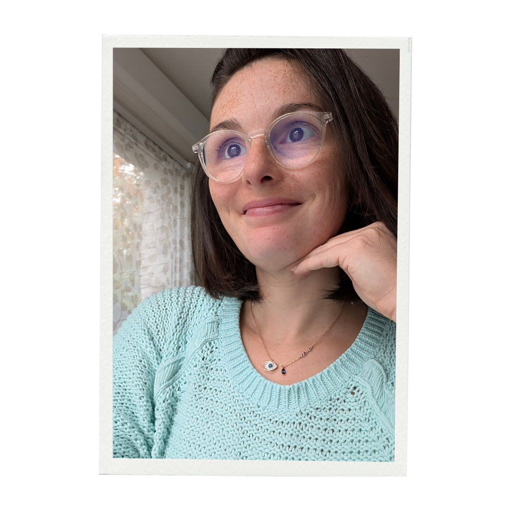 Coralie Letombe Auteure La descente aux enfers tome 1